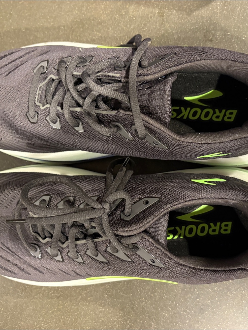 Brooks Men’s Glycerin Max 2